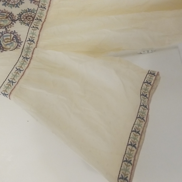 Entro Boho Embroidered Dress size medium - Picture 4 of 14